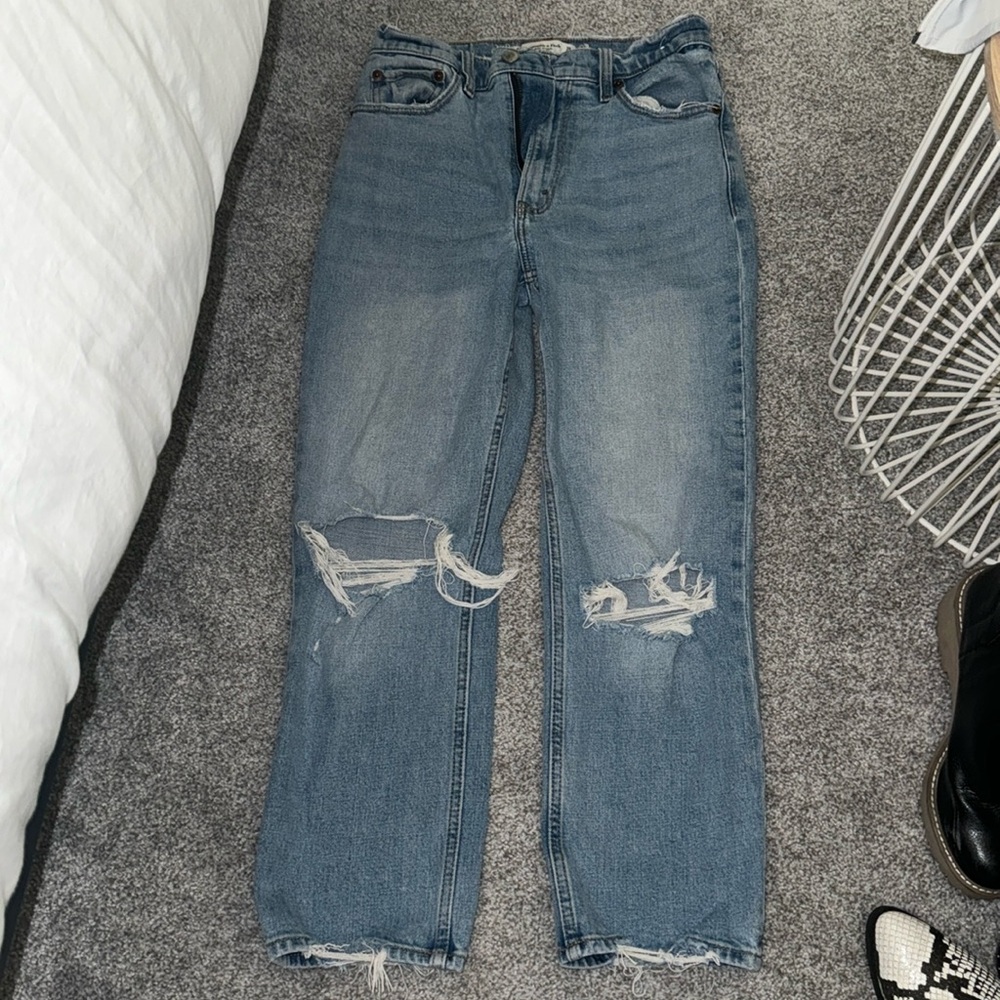 Abercrombie The Ankle Straight Ultra High Rise jeans